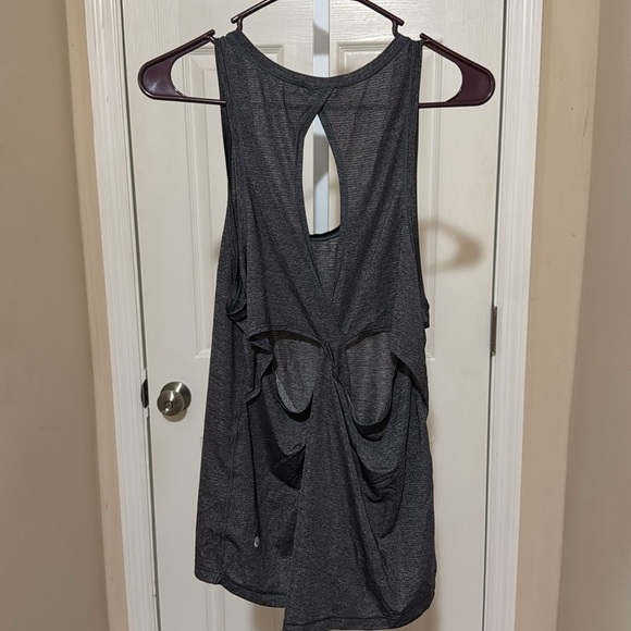 Lululemon Athletica Gray Sleeveless Tank Top with Cut Out - Picture 3 of 3